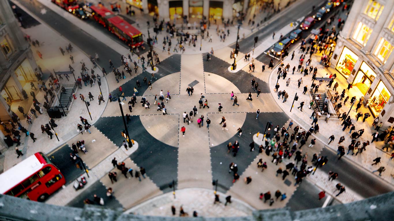 伦敦牛津街的十字路口 (© Matt Cheetham/Getty Images)(Bing China)