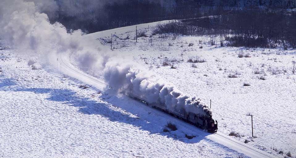 ｢SL冬の湿原号｣北海道, 釧路湿原 (© JTB Photo/ageFOTOSTOCK) &copy; (Bing Japan)