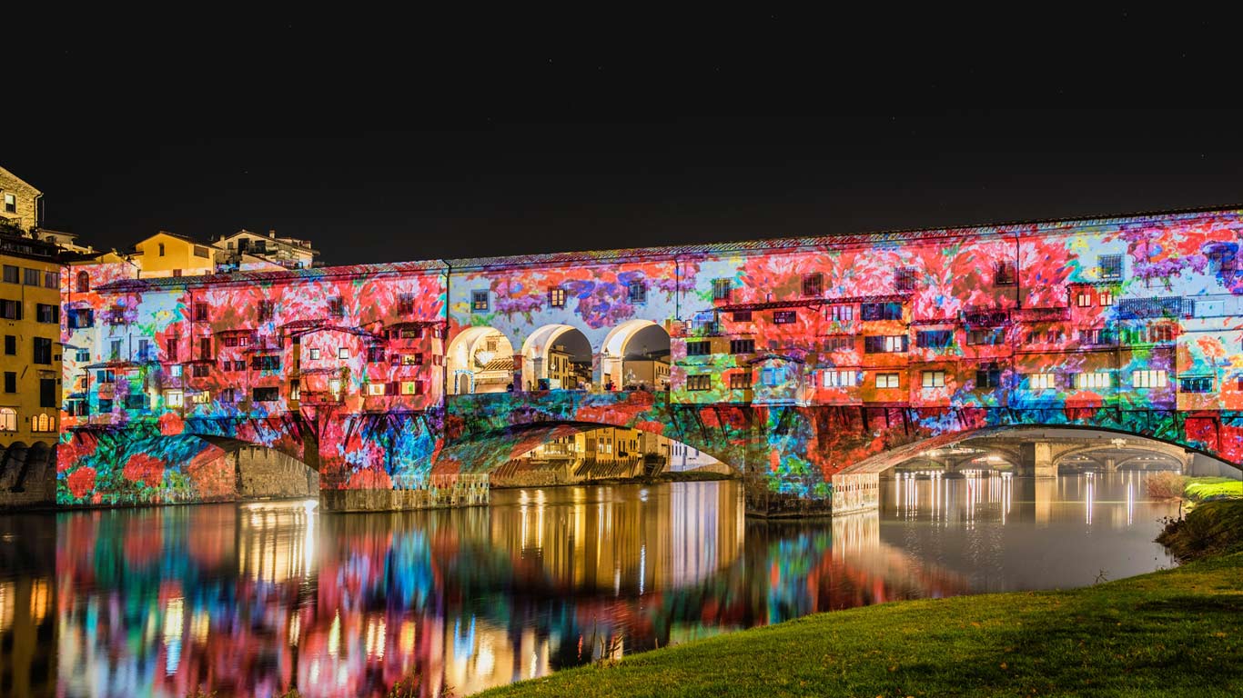 老桥，意大利佛罗伦萨 (© Michele Castellani/Alamy)(Bing China)