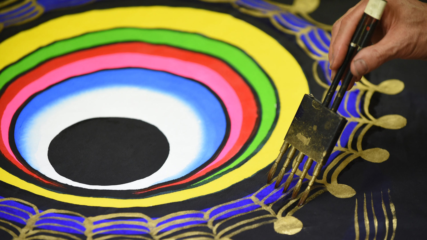｢こいのぼりの金引き｣埼玉, 加須市 (© TOSHIFUMI KITAMURA/AFP/Getty)(Bing Japan)