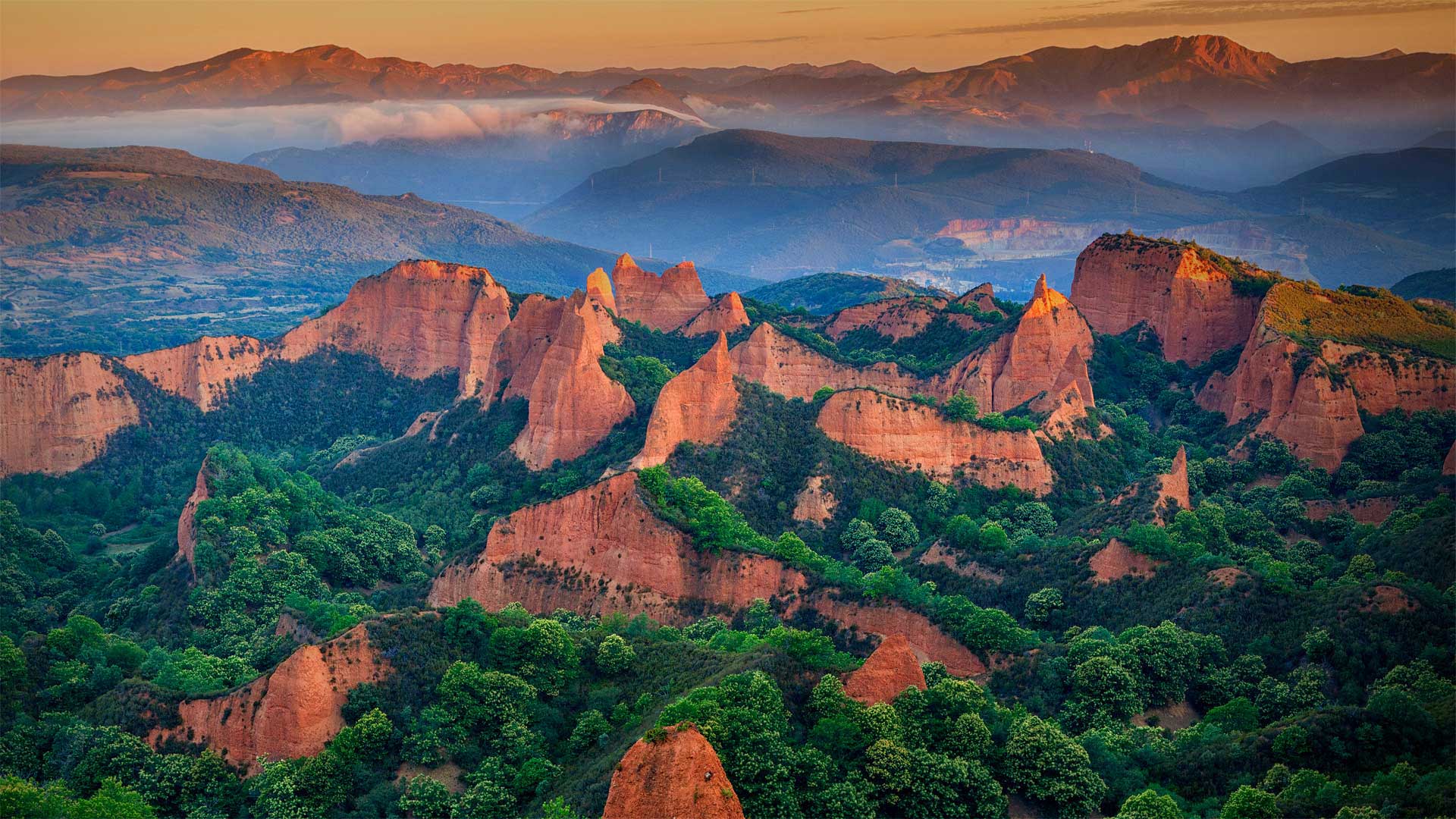 Ancient Roman gold mining site of Las Médulas, León province, Spain (© David Santiago Garcia/Getty Images)(Bing United States)
