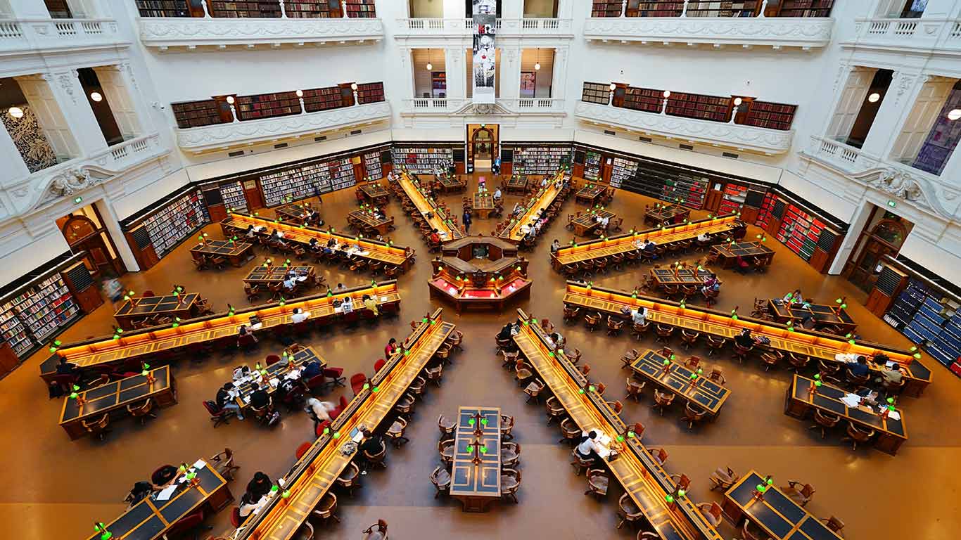 Study time at the State Library of Victoria (© EQRoy/Shutterstock)(Bing Australia)