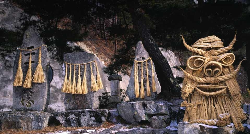 ｢芦ノ尻道祖神｣長野, 大岡地区 (© JTB Photo/ageFOTOSTOCK) &copy; (Bing Japan)