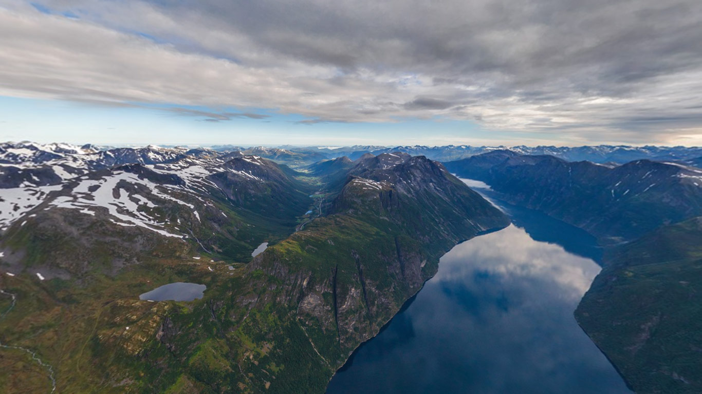 挪威，挪威峡湾 (© AirPano)(Bing China)