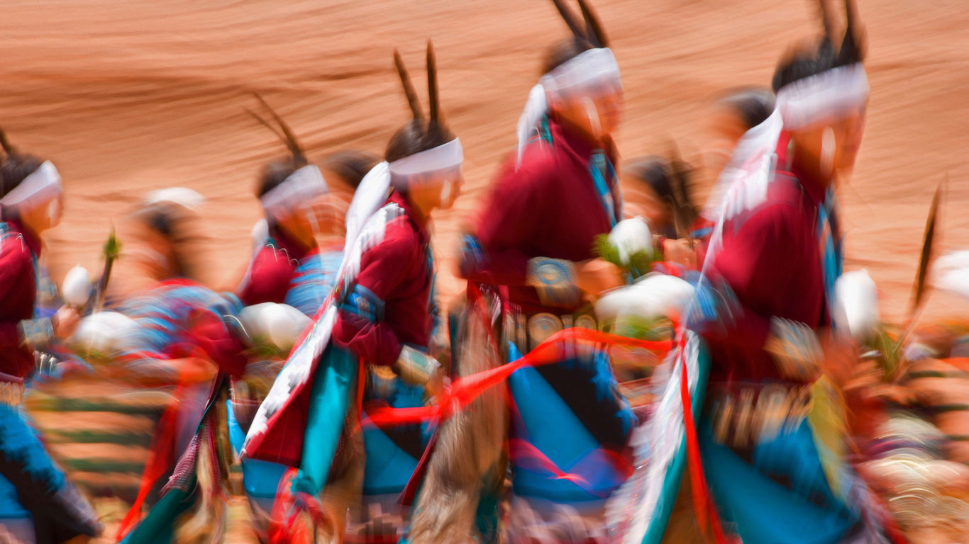 Dancing at the Gallup Inter-Tribal Indian Ceremonial in New Mexico (© Chuck Place/Alamy)(Bing United States)