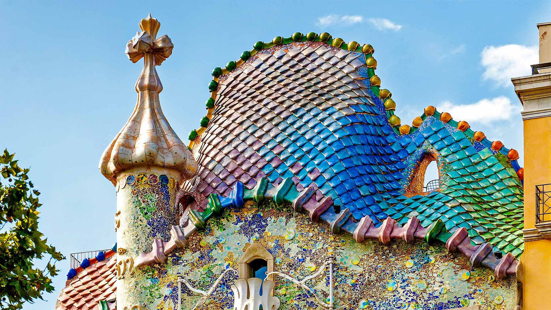 Casa Batlló in Barcelona, Catalonia, Spain (© Marco Arduino/Sime/eStock Photo)(Bing Canada)