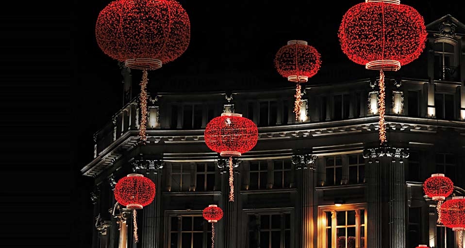 外国人过中国春节：伦敦街头的漂亮灯笼 -- Marion Krauskopf/Panther Media/age fotostock &copy; (Bing China)