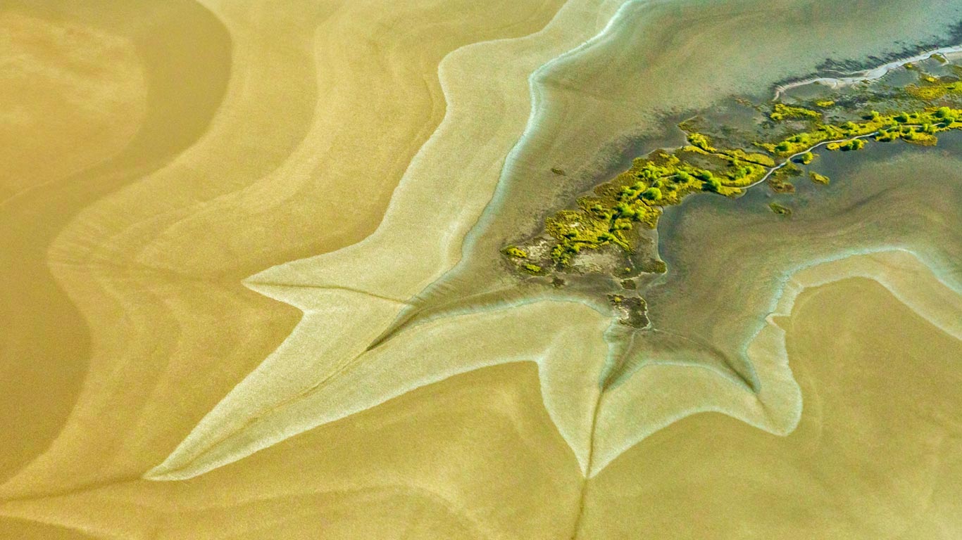 温德姆市附近King河的滩涂，澳大利亚 (© Ralph Lee Hopkins/Offset)(Bing China)