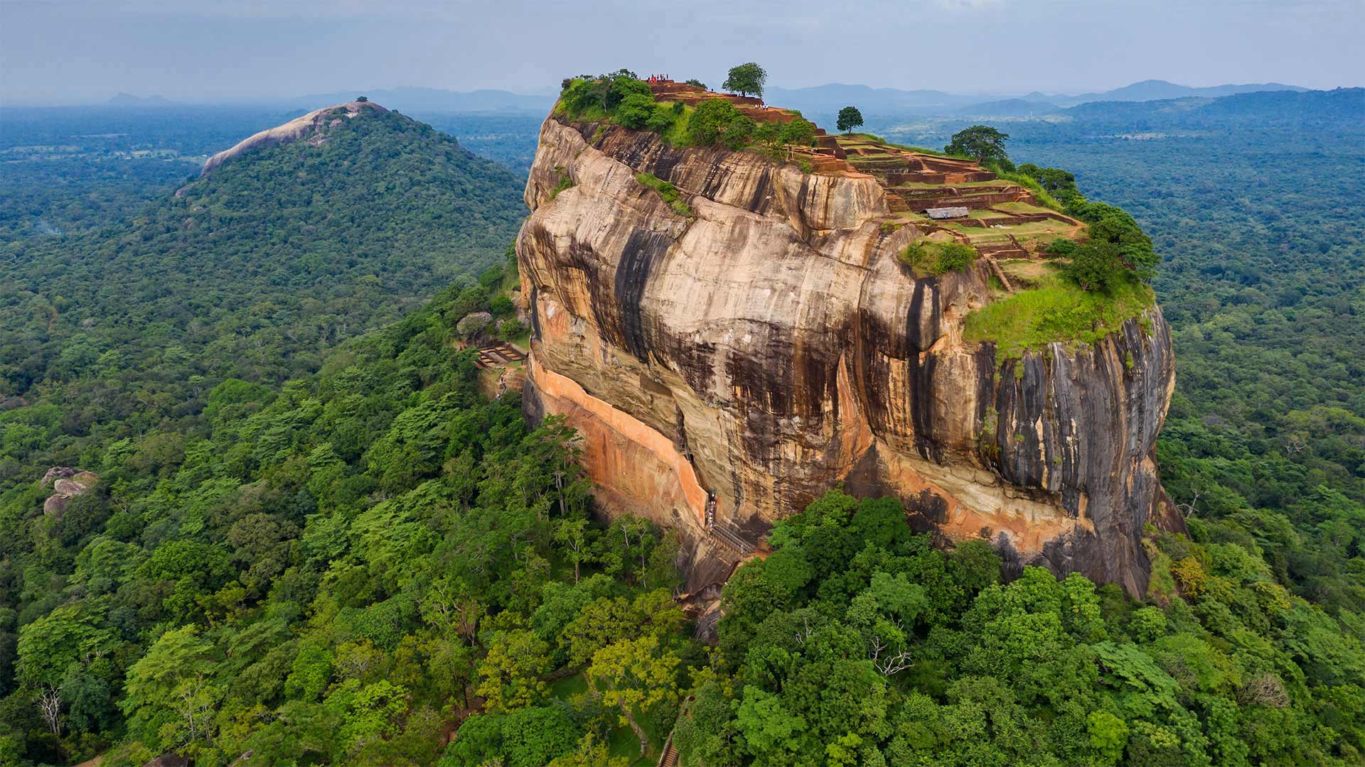 狮子岩，斯里兰卡中央省 (© Jeremy Woodhouse/Getty Images)(Bing China)
