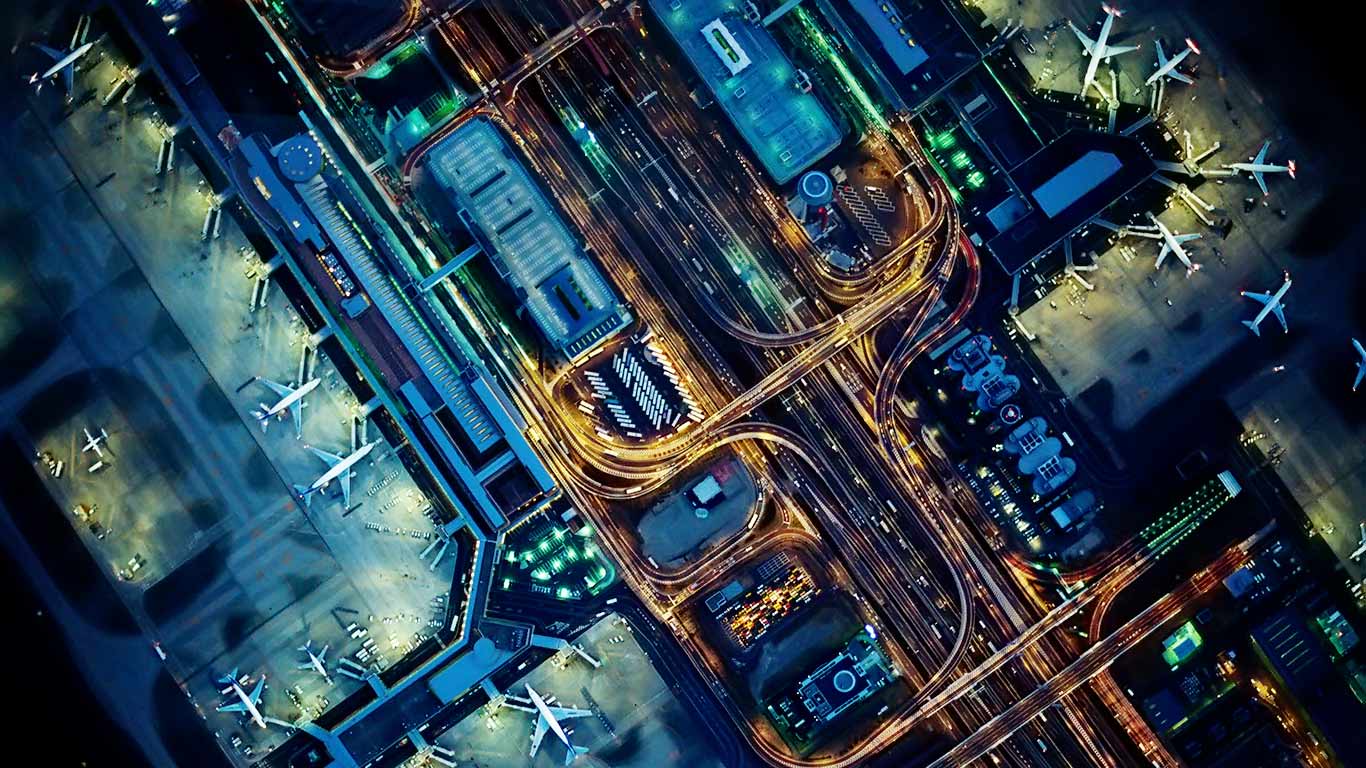 ｢羽田空港｣東京, 大田区 (© Stone/Michael Hitoshi/Getty Images)(Bing Japan)