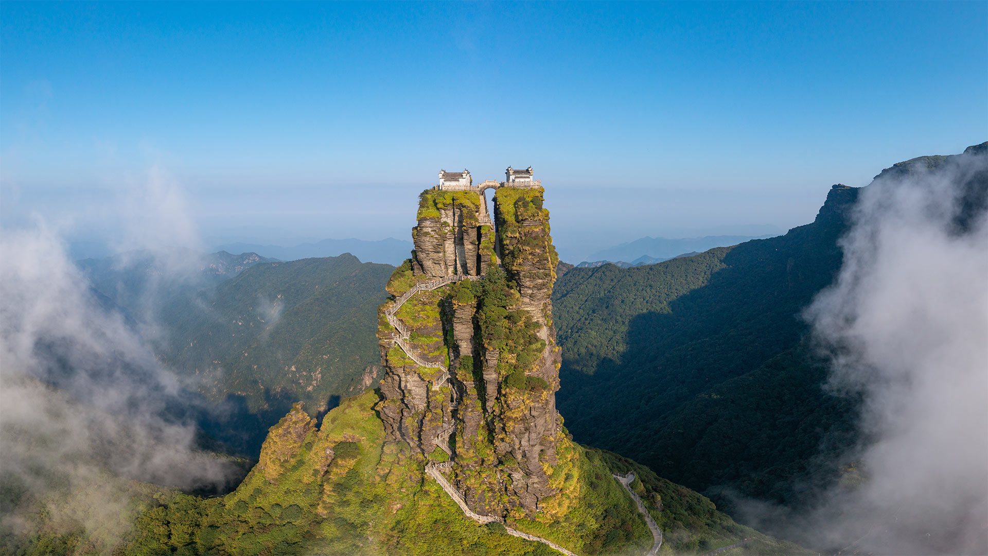 梵净山，中国西南部 (© zhuxiaophotography/Shutterstock)(Bing China)