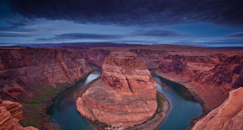 Horseshoe Bend, Arizona (© Robert Fanfant) &copy; (Bing Canada)