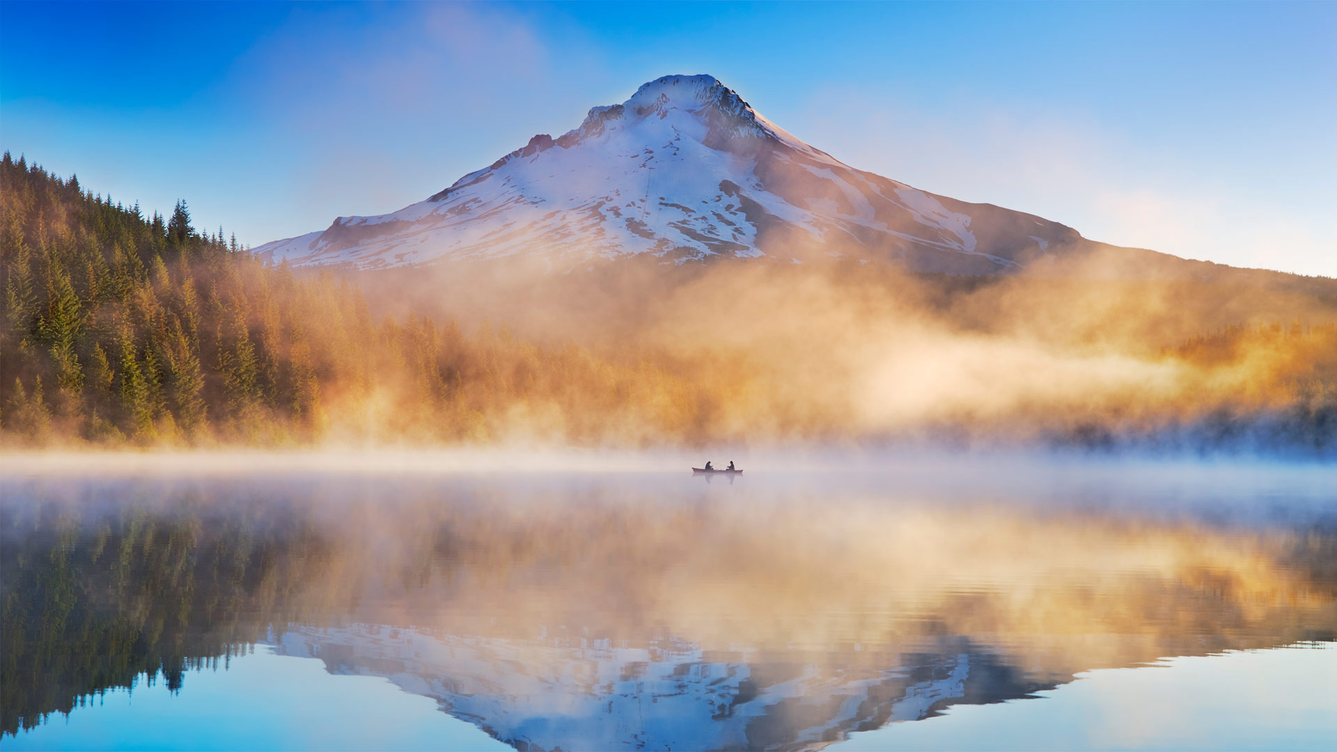 胡德山国家森林里的延龄草湖，俄勒冈州 (© Frank Krahmer/Getty Images)(Bing China)