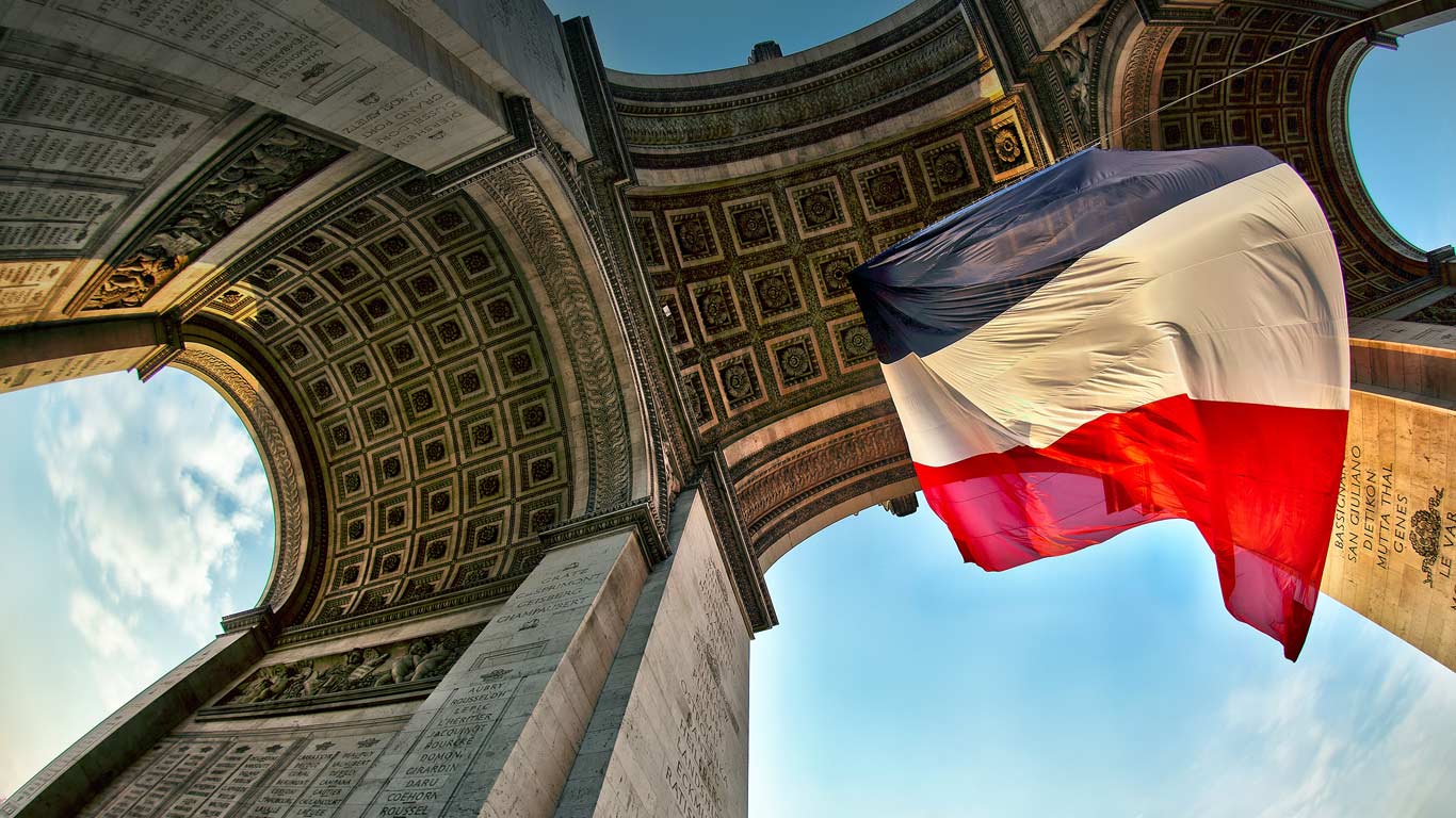 Arc de Triomphe de l’Étoile à Paris, Île-de-France (© PEC Photo/Getty Images)(Bing France)