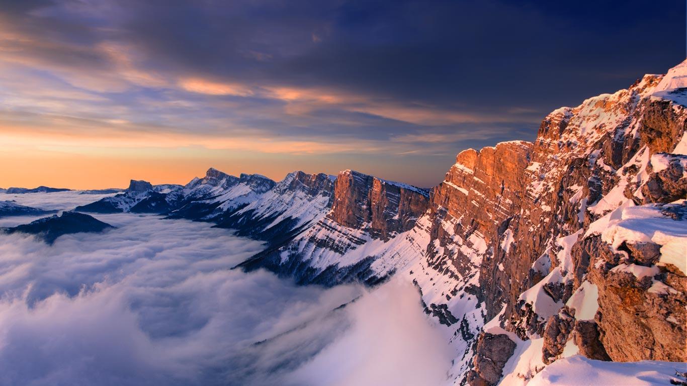 Mer de nuages sur le massif du Vercors, Rhône-Alpes (© Benoît Exbrayat)(Bing France)