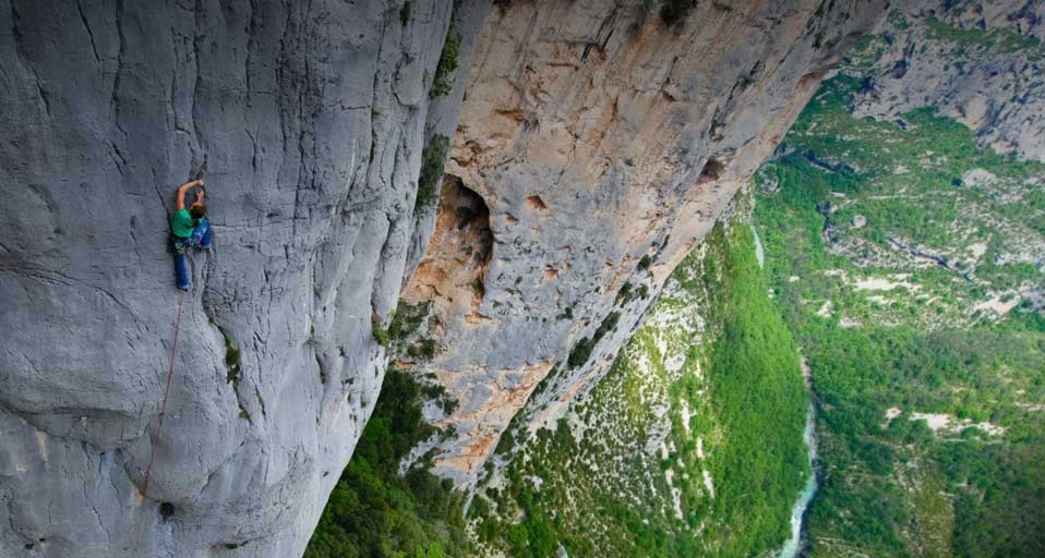 法国韦尔东峡谷攀岩 -- Keith Ladzinski/Corbis &copy; (Bing China)