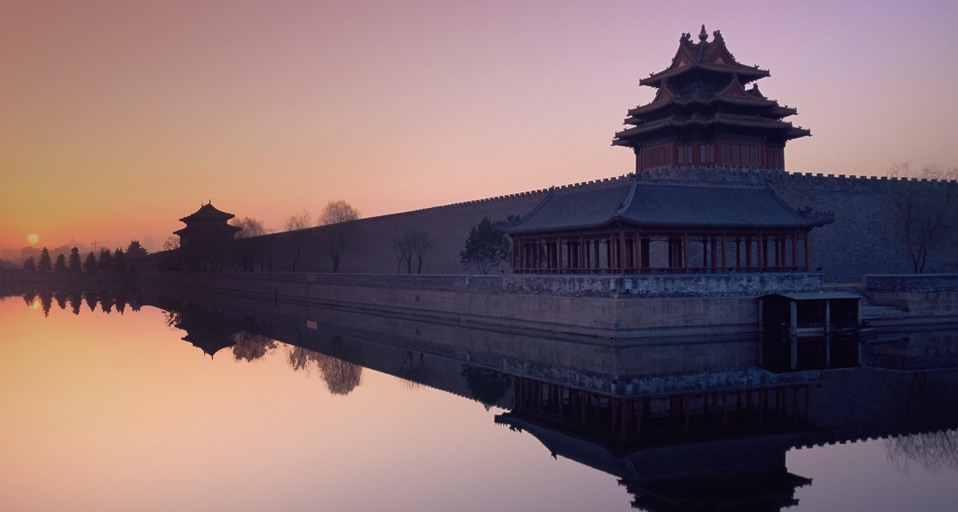 北京紫禁城的日出 (© Travelasia/Asia Images/Getty Images) &copy; (Bing China)