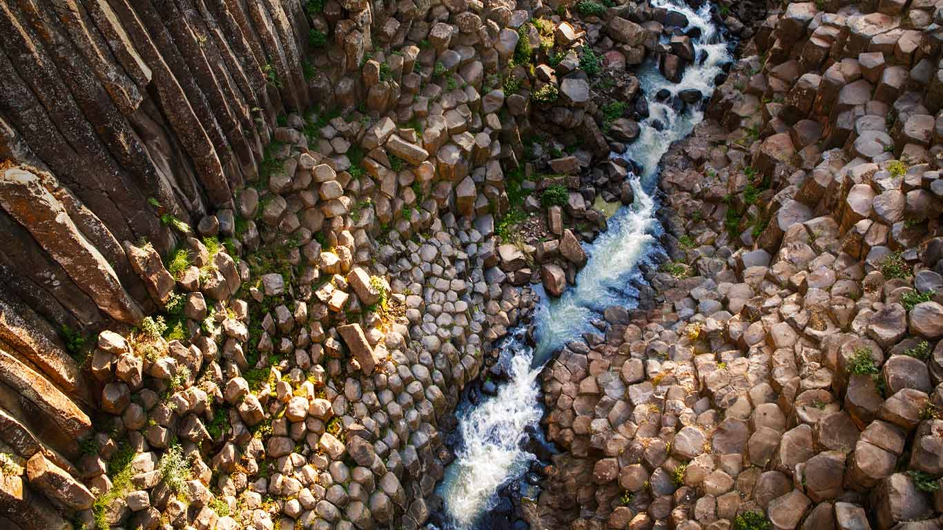 View of the Prismas Basálticos in Huasca de Ocampo, Hidalgo, Mexico (© Marcos Ferro/Aurora Photos)(Bing Canada)