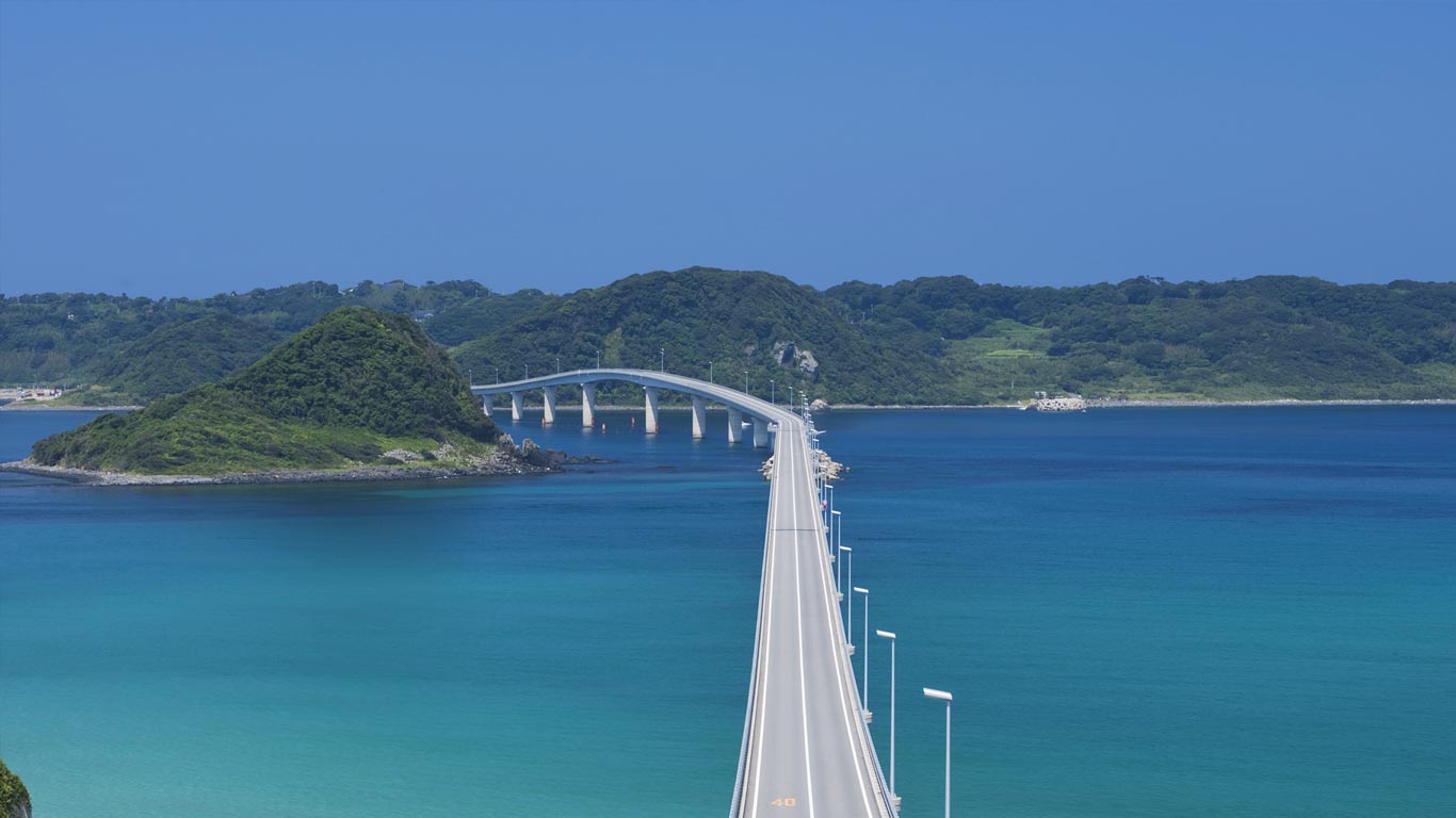 ｢角島大橋｣山口, 下関市 (© JTB Photo/age fotostock)(Bing Japan)