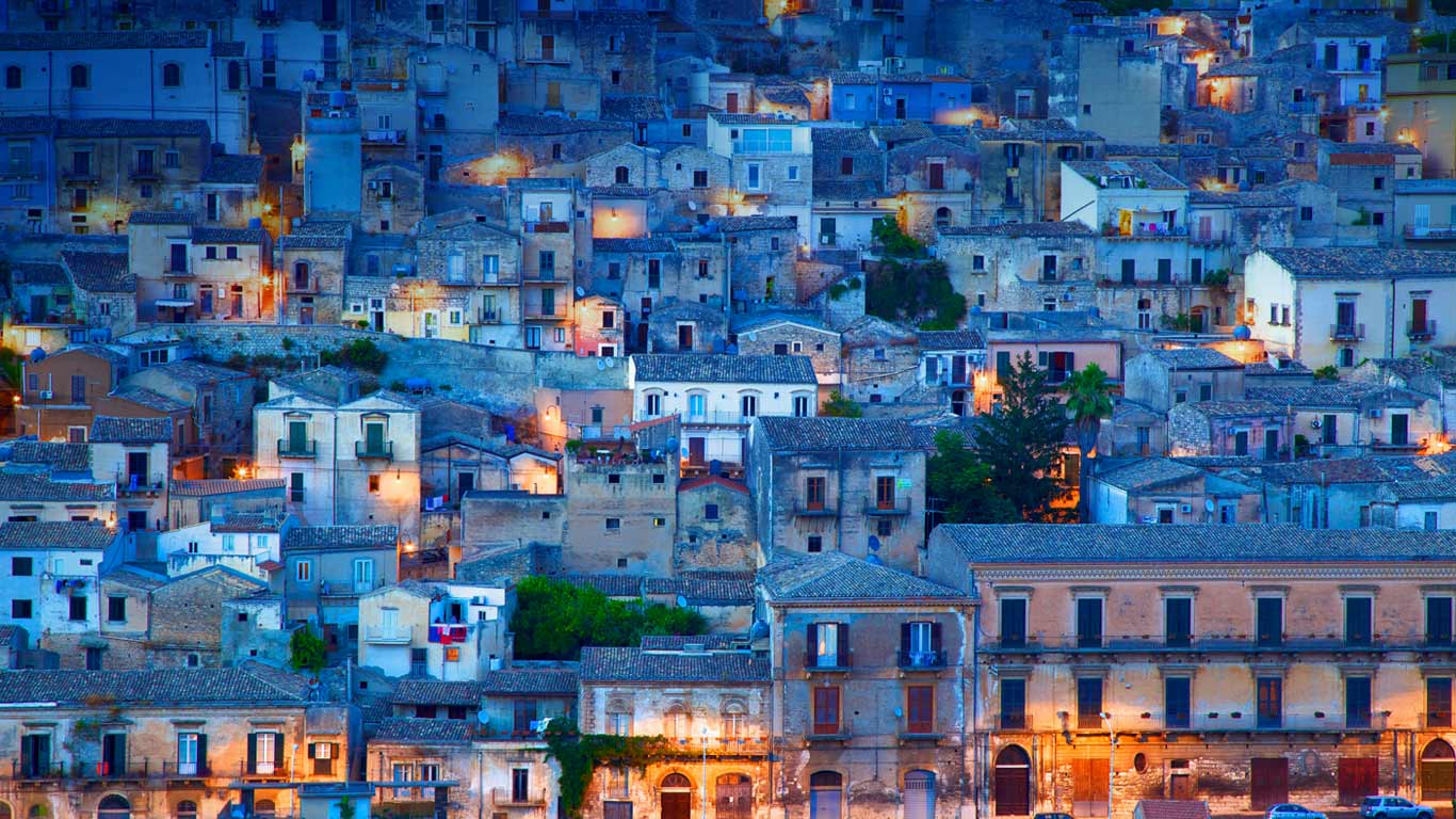 意大利，西西里岛，莫迪卡 (© Robert Harding World Imagery/Offset)(Bing China)