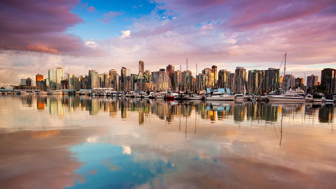 Evening view of the city skyline of Vancouver, Canada, from Stanley Park (© Paul Giamou/Aurora Photos)(Bing Canada)