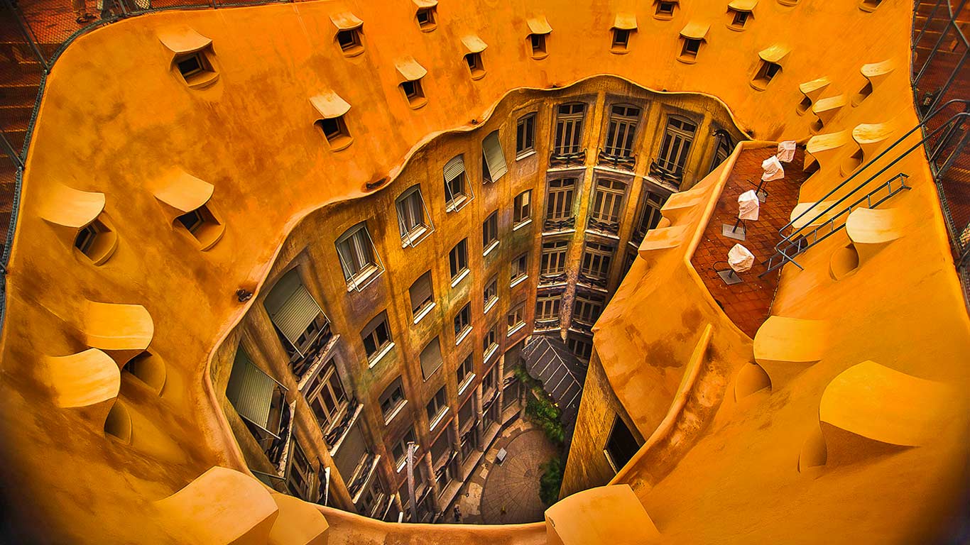 西班牙，巴塞罗那，米拉之家 (© Nora De Angelli/500px)(Bing China)