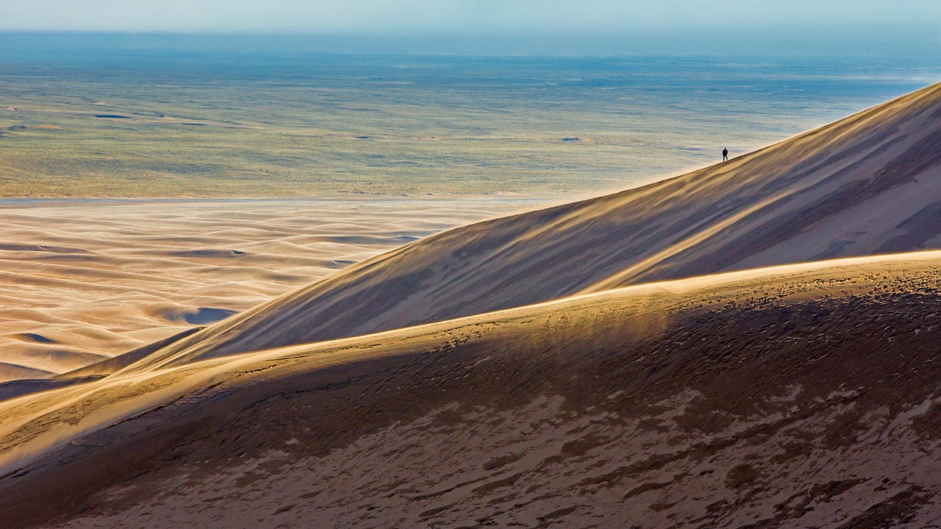 大沙丘国家公园，美国科罗拉多州 (© Ian Shive/Tandem Stills + Motion)(Bing China)