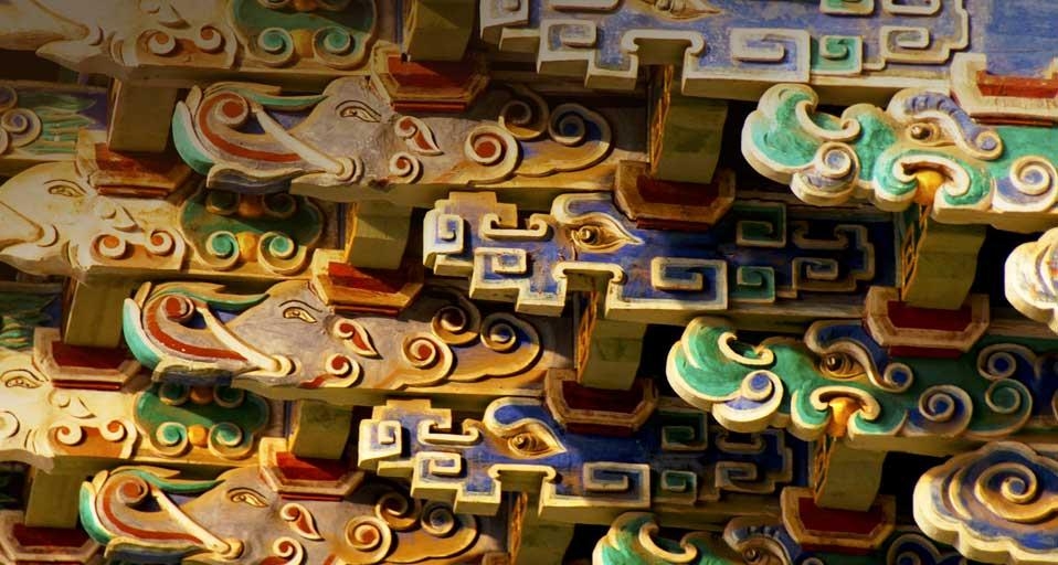昆明金碧路的金马碧鸡坊 (© Damien Simonis/Lonely Planet Images/Getty Images) &copy; (Bing China)
