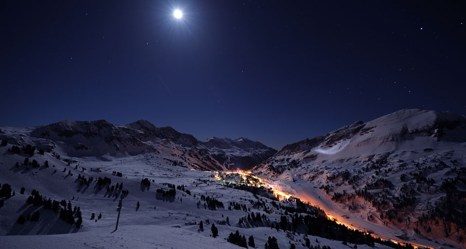 The moon lights up Obertauern in the Alps of Austria -- Andreas Ebert &copy; (Bing Canada)