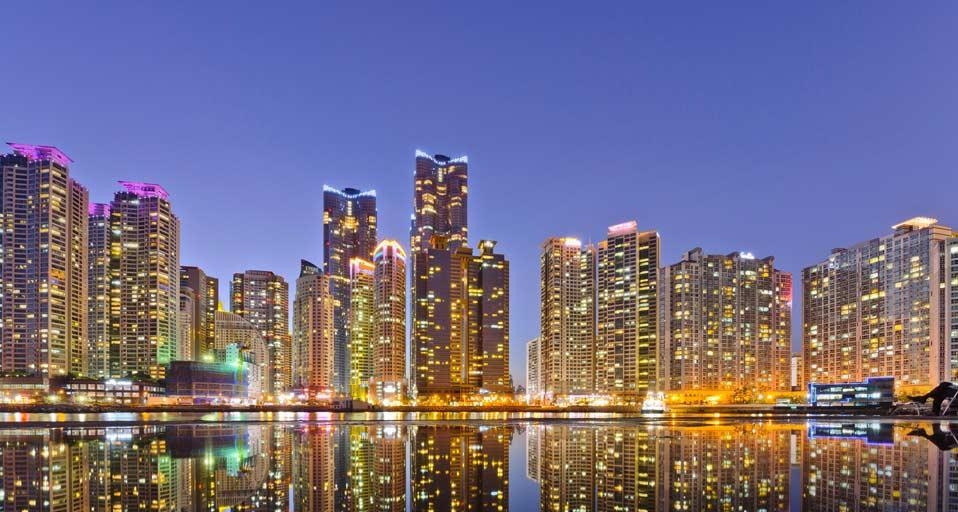 Skyline of Marine City in Busan, South Korea (© Topic Photo Agency/Corbis) &copy; (Bing Canada)