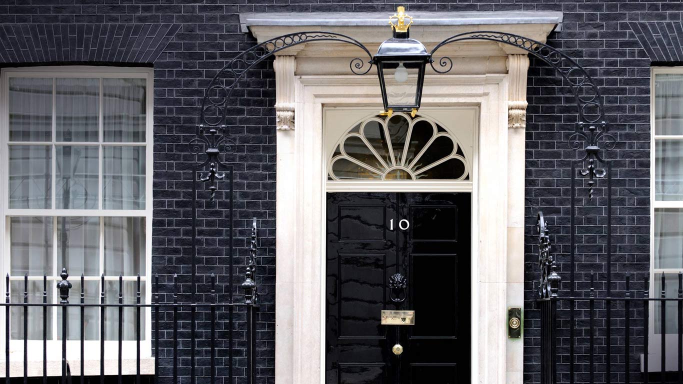 10 Downing Street, Whitehall, London (© Nathan King/Alamy)(Bing United Kingdom)