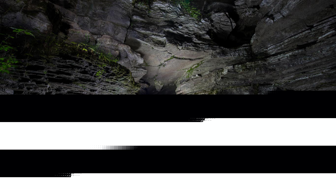 阿肯色州的温泉洞穴 (© Garret Suhrie/Tandem Stills + Motion)(Bing China)