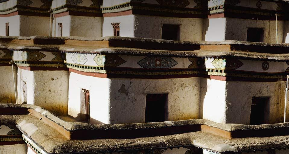 中国西藏江孜白居寺的近景 (© Jim Holmes/Axiom Photographic Agency/Getty Images) &copy; (Bing China)