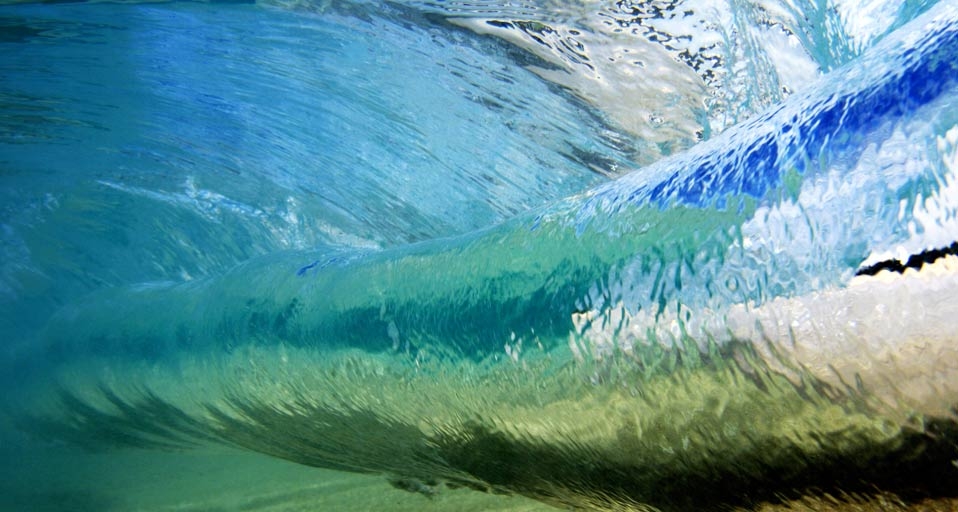 夏威夷的水下摄影 -- Pacific Stock/SuperStock &copy; (Bing China)