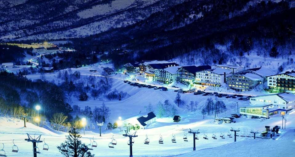 ｢志賀高原スキー場｣長野, 山ノ内町 (© Takashi Yamazaki/amana images/gettyimages) &copy; (Bing Japan)