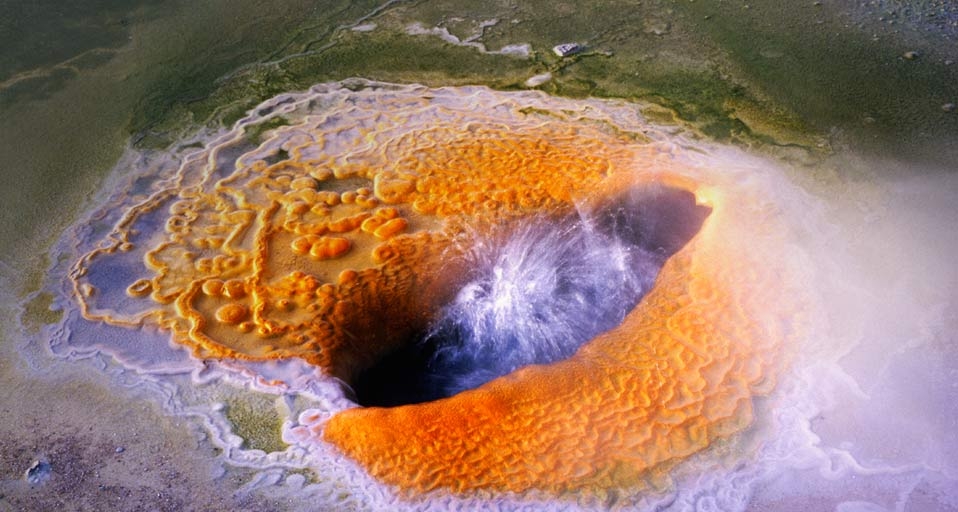 Hot spring on the Porcelain Terrace at Norris Geyser Basin, Yellowstone National Park, Wyoming -- Fred Hirschmann/Corbis &copy; (Bing Canada)