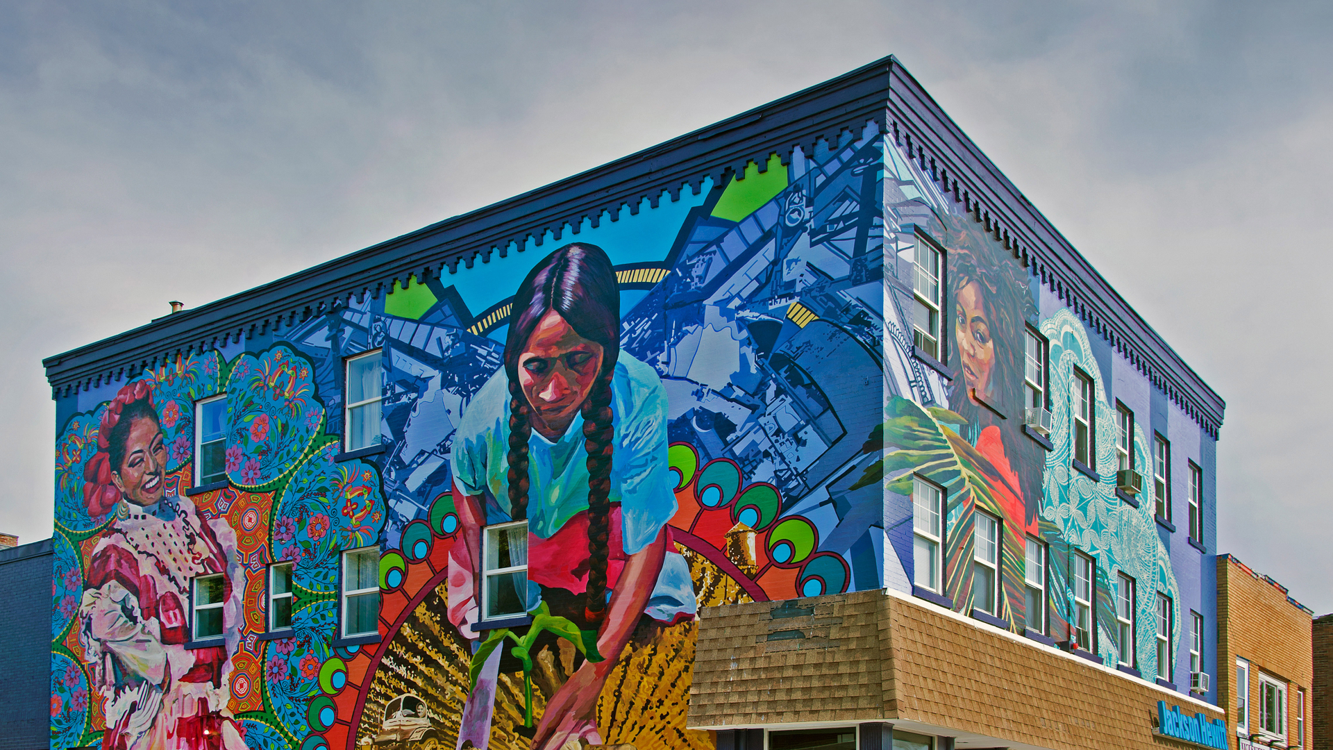 Mural by Betsy Casañas in Buffalo, New York (© Tom Loonan)(Bing United States)