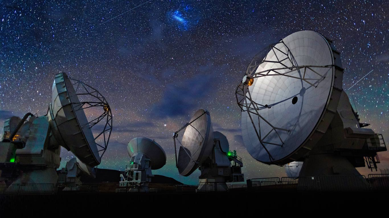 Atacama Large Millimeter/submillimeter Array (ALMA) in der Atacama-Wüste, Chile (© Dave Yoder/Corbis)(Bing Deutschland)