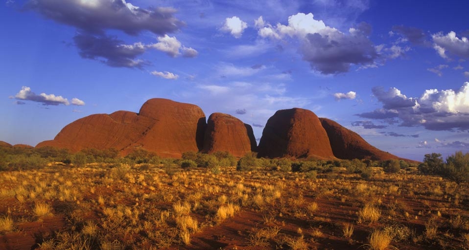 Kata Tjuta rock formations in Uluru-Kata Jyuta National Park, Northern Territory, Australia -- Kordcom Kordcom/Photolibrary &copy; (Bing Canada)