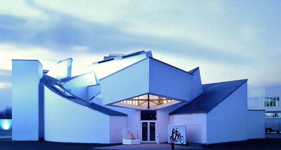Vitra Design Museum, Nachts, Weil am Rhein, Deutschland(© Bader Claudio/Prisma/age fotostock) &copy; (Bing Germany)