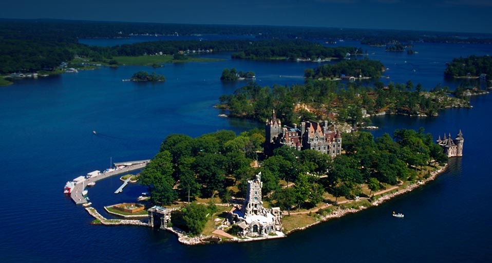 Boldt Castle in the Thousand Islands on the Saint Lawrence River, New York -- Richard T. Nowitz/Corbis &copy; (Bing Canada)