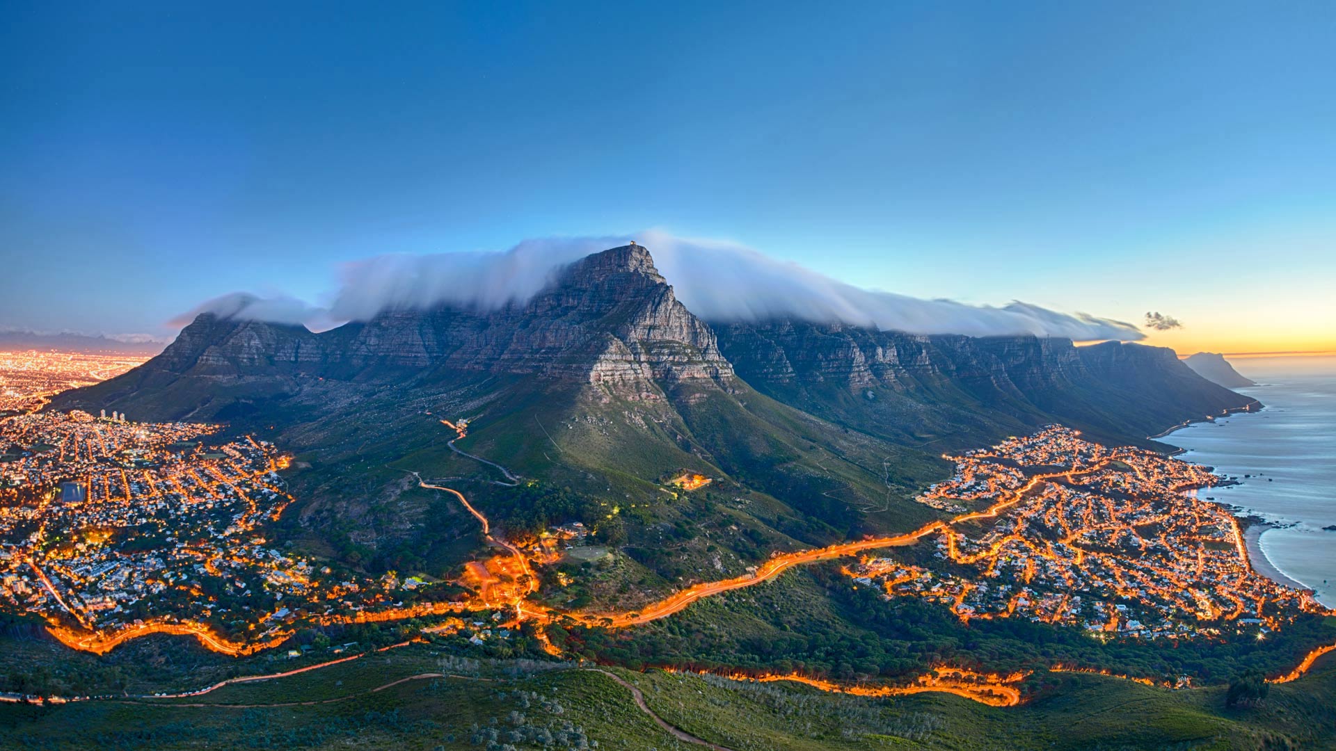 桌山，南非开普敦 (© 4FR/Getty Images)(Bing China)