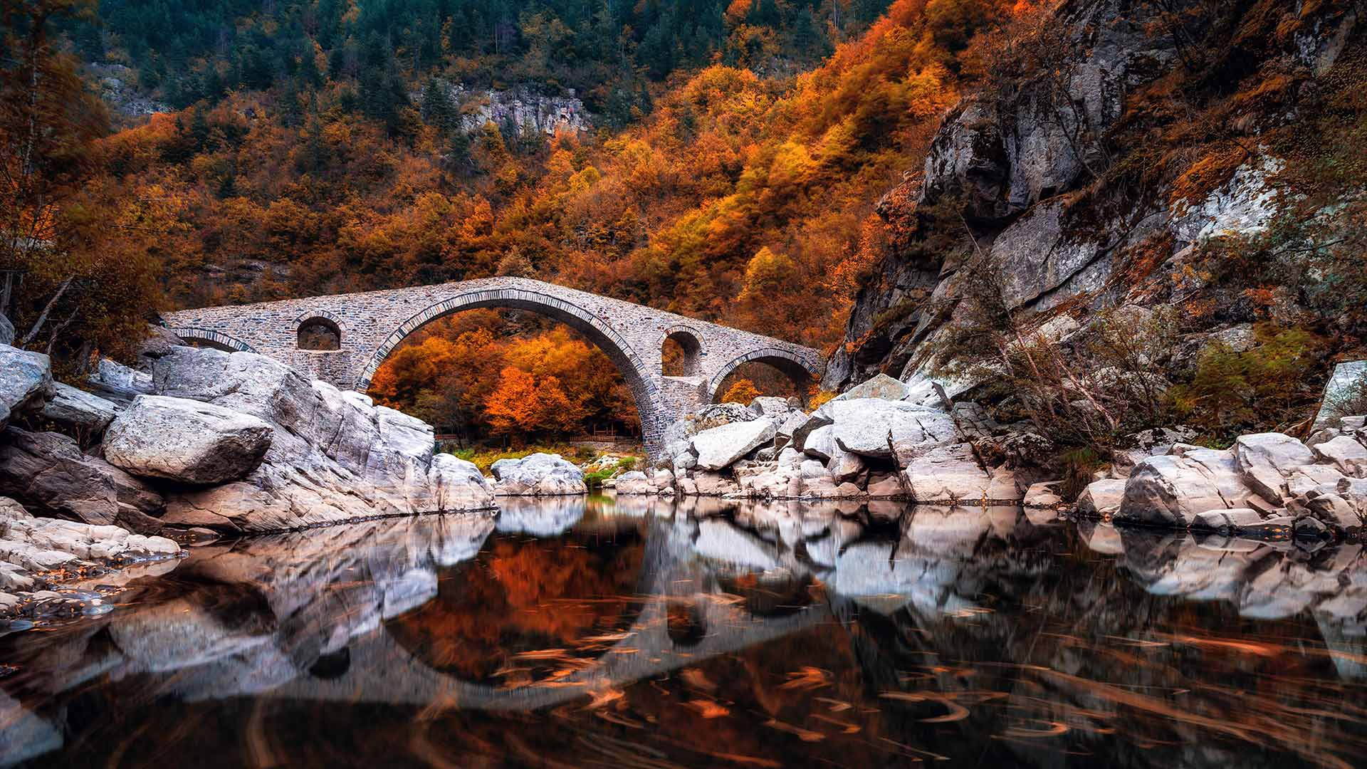 阿尔达河上的魔鬼桥，保加利亚 (© Petar Mladenov/Alamy)(Bing China)