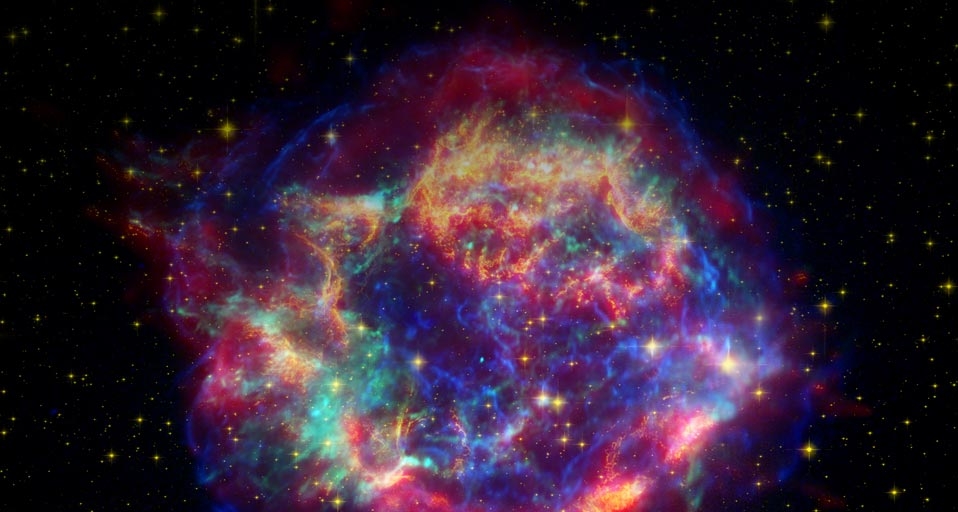 距离地球一万光年的仙后座A，爆炸后精美绝伦的超新星 -- NASA &copy; (Bing China)