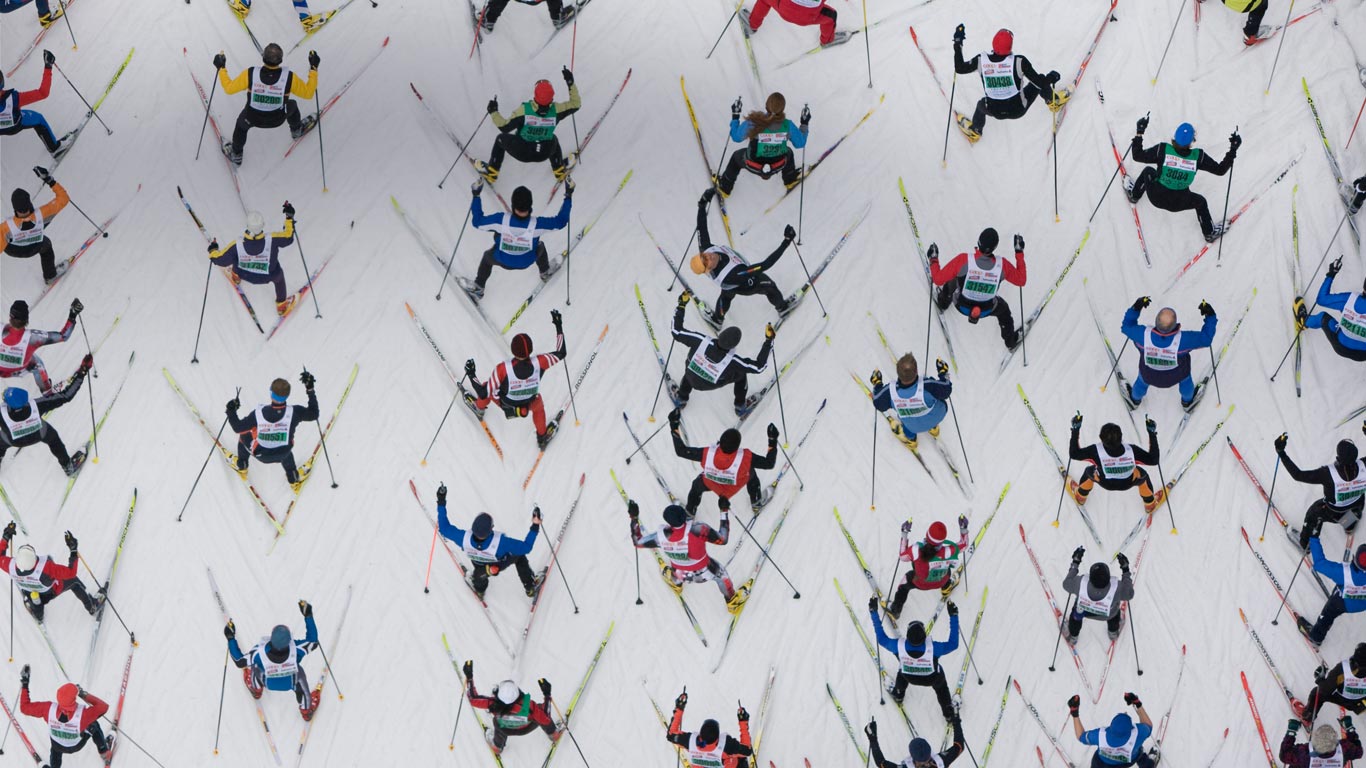 The Engadin Skimarathon in Engadin, Switzerland (© Stephan Zirwes/Gallery Stock)(Bing Canada)