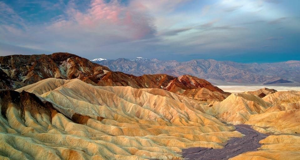 View of eroded cliffs from Zabriskie Point, Death Valley National Park, California (© Dennis Frates /Alamy)(Bing Canada)