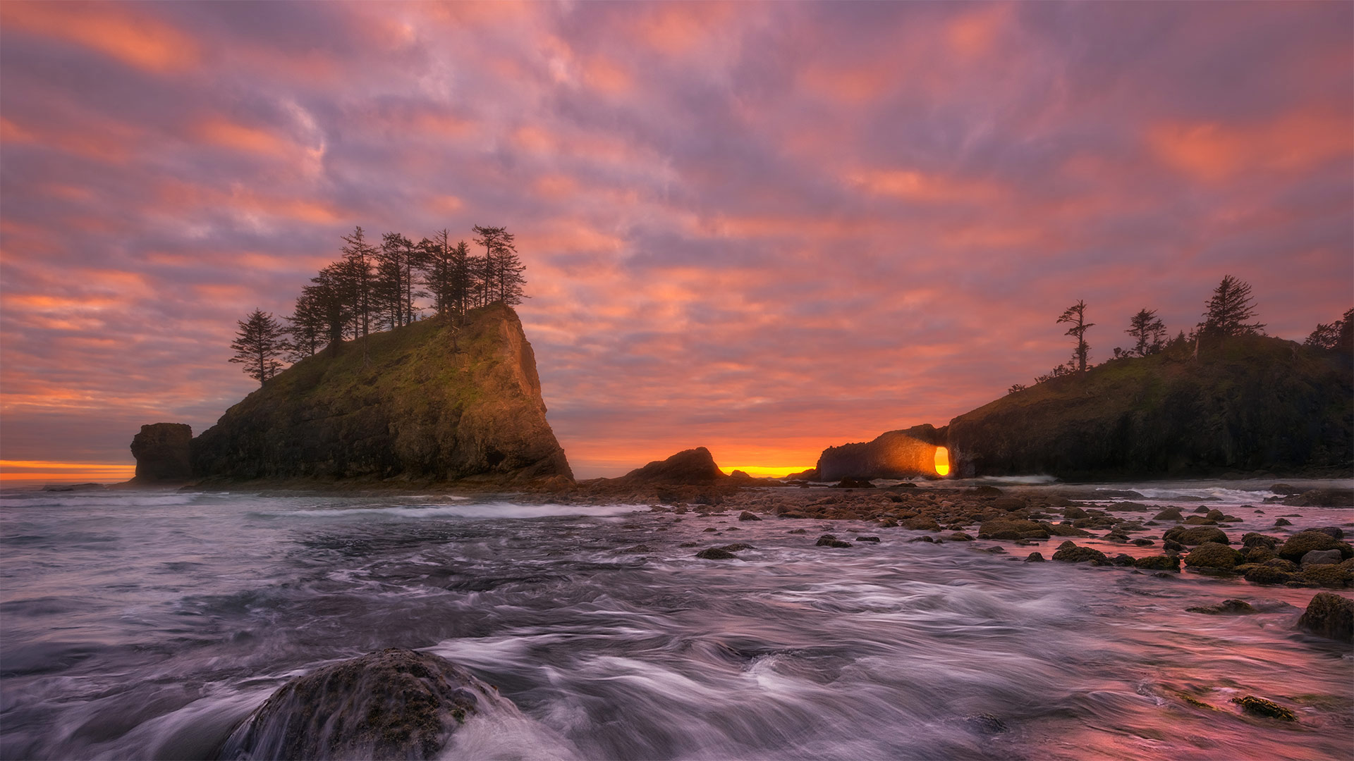 奥林匹克海岸国家海洋保护区的海岸线，美国华盛顿州 (© Chris Moore/Tandem Stills + Motion)(Bing China)