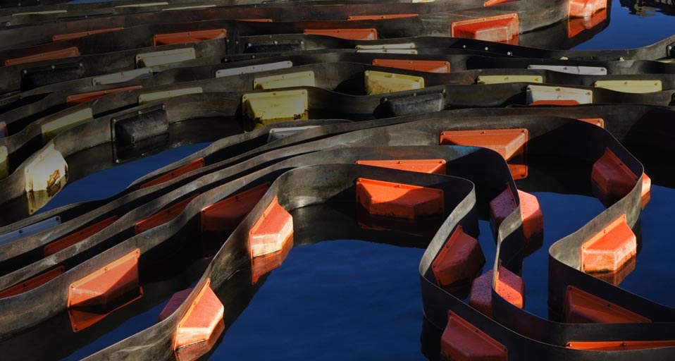 Oil spill containment boom -- 34/Corbis &copy; (Bing United States)