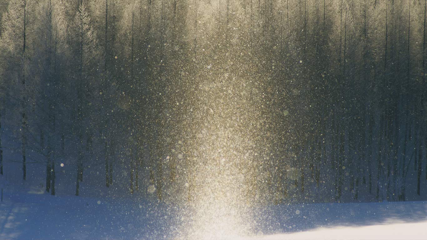 ｢ダイヤモンドダスト｣北海道, 上富良野 (© JTB PHOTO COMMUNICATI/JTB Photo/SuperStock)(Bing Japan)