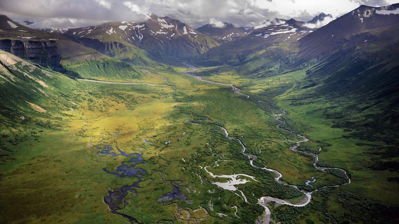 Alaska Peninsula National Wildlife Refuge (© Steven Besserman/Corbis)(Bing United States)